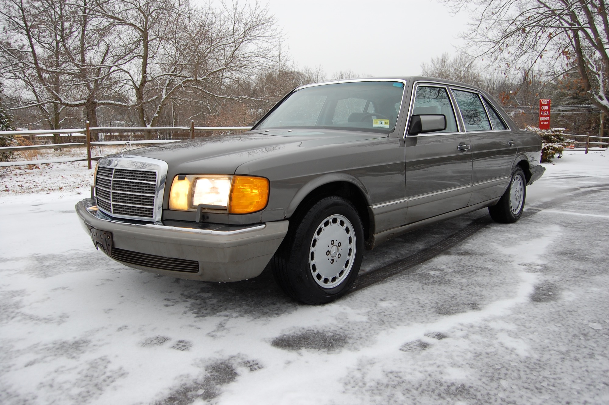 photo of 1986 Mercedes-Benz 420 SEL